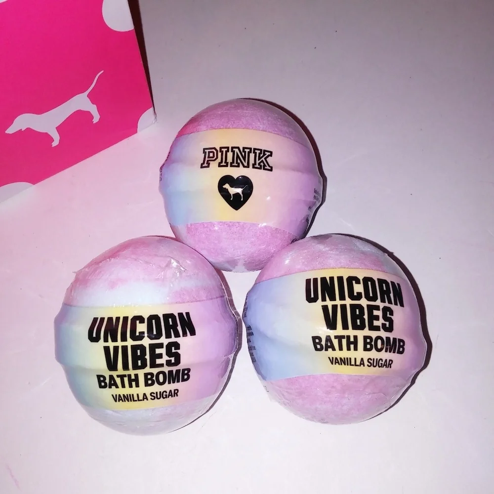 (3)‎ Victoria Secret PINK Bath Bombs